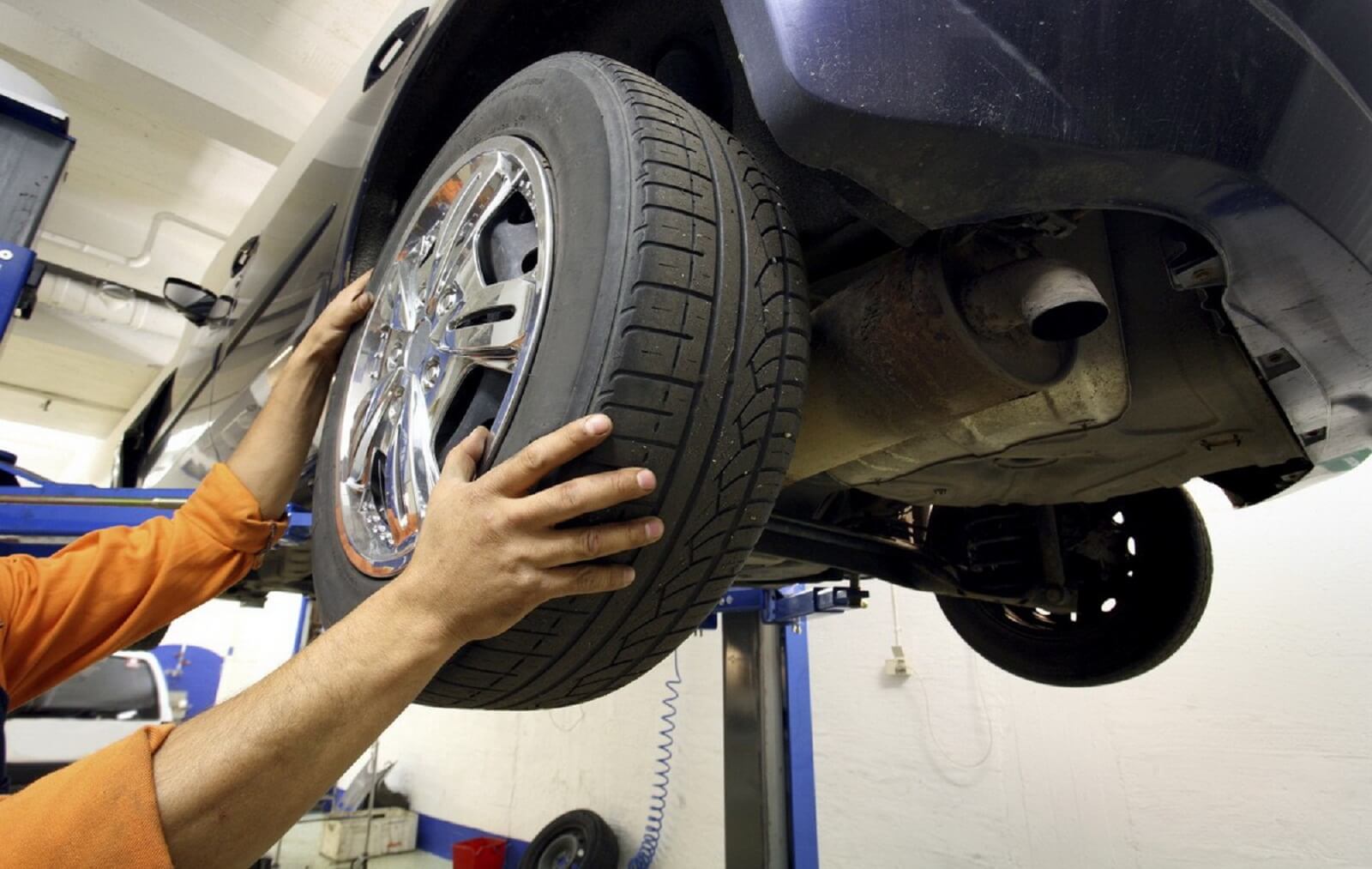 Khi nào cần thay lốp xe ô tô