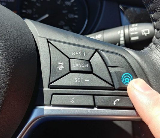 Cruise Control là gì? Tìm hiểu hệ thống Cruise Control và cách dùng Cruise Control là gì?