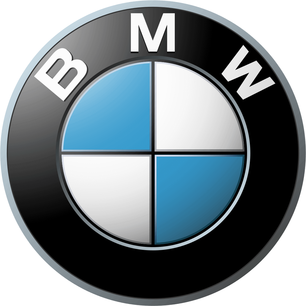 BMW chính thức vào Việt Nam từ năm 1994 thông qua hợp đồng với Xí nghiệp sản xuẩ ô tô Hòa Bình