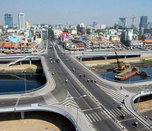 Phí bảo trì đường bộ là gì? Mức thu phí đường bộ mới nhất Phí bảo trì đường bộ là gì