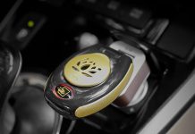 Tẩu xông trầm ô tô kèm sạc giúp loại bỏ mùi hôi trên ô tô Có nên mua tẩu xông trầm ô tô