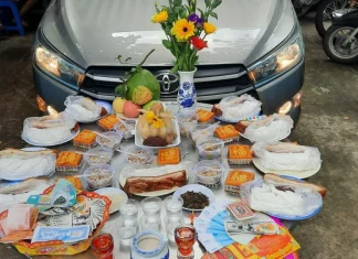 3+ Bài cúng xe cuối năm, lễ vật cúng xe cuối năm đầy đủ nhất Cúng xe cuối năm